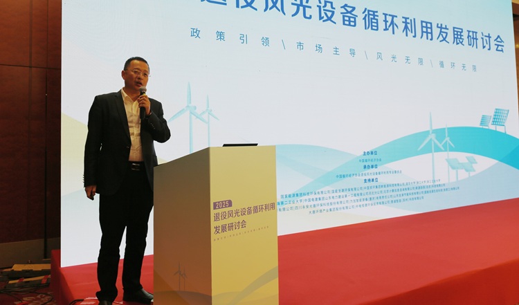 1760944274450461.jpg 徐建伟.jpg